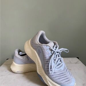 Women’s RAD Global R-1 Running Shoes Light Blue and Cream